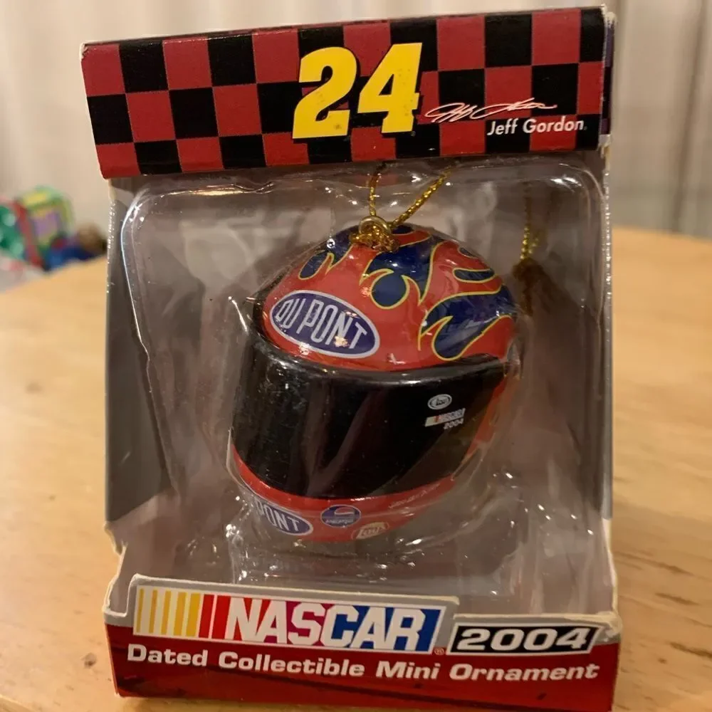 Nascar 2004 Dated Collectible Ornament